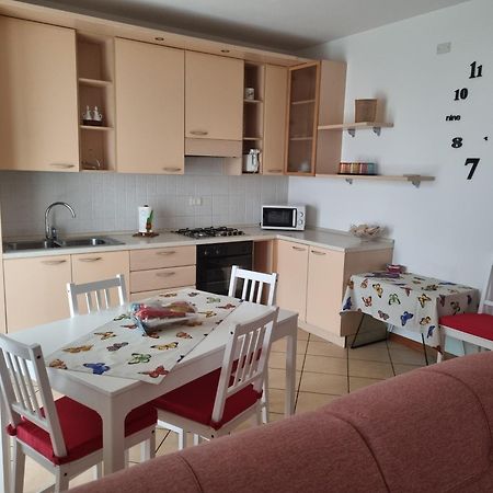 Casa Angela Lejlighed Colà Eksteriør billede