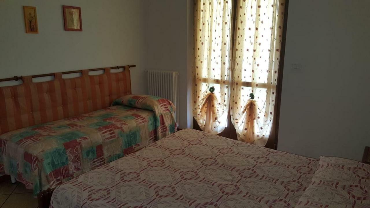 Casa Angela Lejlighed Colà Eksteriør billede