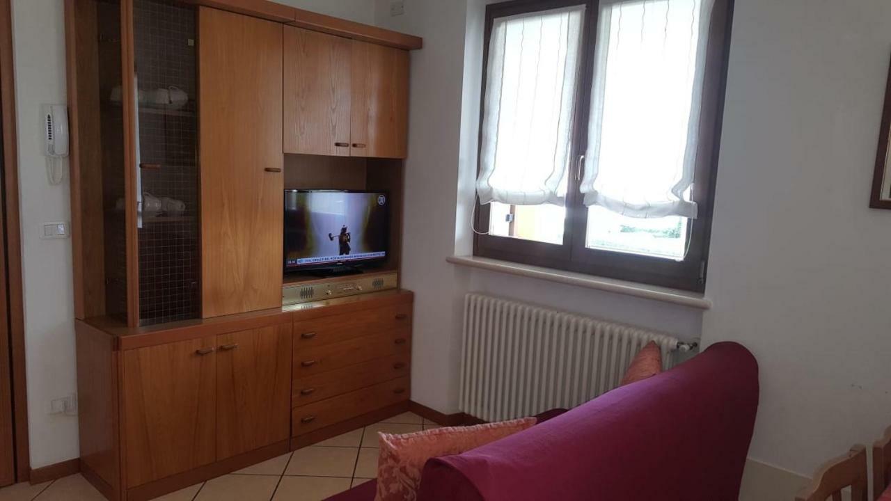 Casa Angela Lejlighed Colà Eksteriør billede